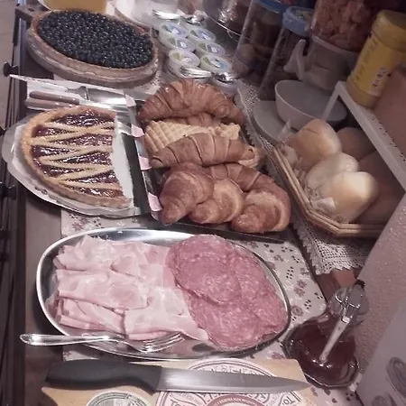Le Mie Radici Couette-café Scopello (Piedmont)
